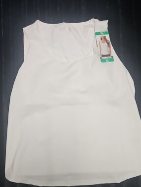 White Scoop Neck Tank Top